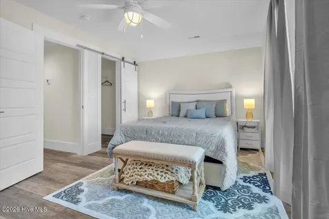 129 N Middleton Avenue Oak Island NC 28465