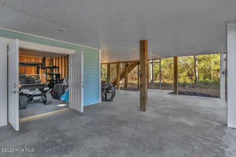 129 N Middleton Avenue Oak Island NC 28465