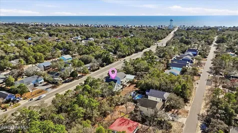 129 N Middleton Avenue Oak Island NC 28465
