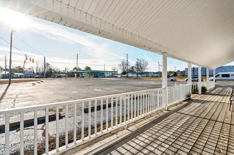 1702 S Madison Street Whiteville NC 28472