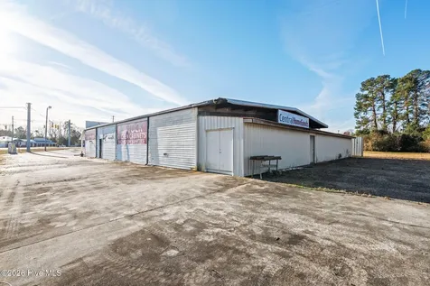1702 S Madison Street Whiteville NC 28472