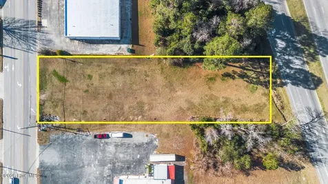 1702 S Madison Street Whiteville NC 28472