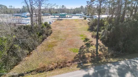 1702 S Madison Street Whiteville NC 28472
