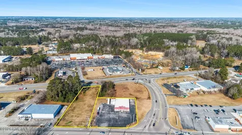 1702 S Madison Street Whiteville NC 28472