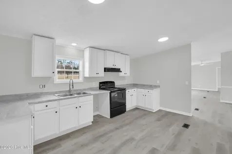57 Henry Pridgen Drive Burgaw NC 28425