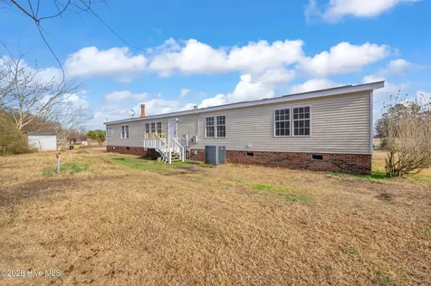 57 Henry Pridgen Drive Burgaw NC 28425
