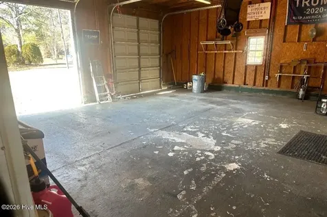 3984 Pocosin Road Lake Waccamaw NC 28450