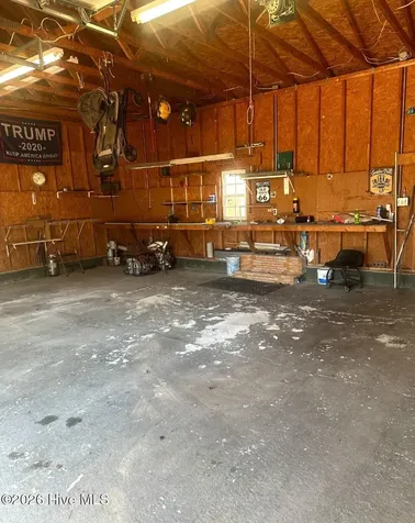 3984 Pocosin Road Lake Waccamaw NC 28450