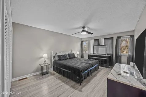 1306 Harbourside Drive New Bern NC 28560