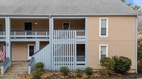 1306 Harbourside Drive New Bern NC 28560