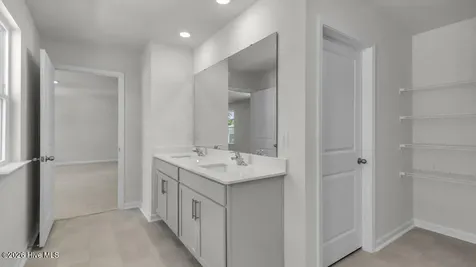 360 Hartfield Avenue Raeford NC 28376