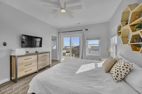 1110 Lake Park Boulevard S Carolina Beach NC 28428