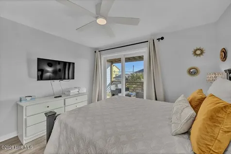 1110 Lake Park Boulevard S Carolina Beach NC 28428