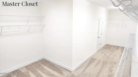3009 Sharpnose Street New Bern NC 28562