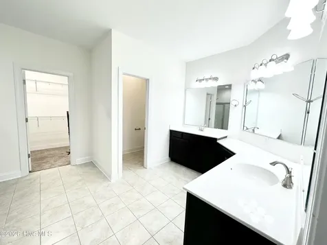 3009 Sharpnose Street New Bern NC 28562