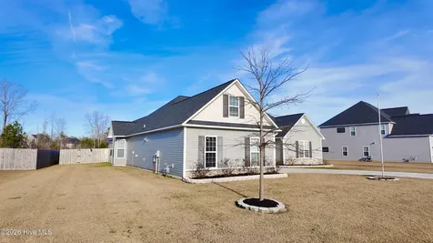 3009 Sharpnose Street New Bern NC 28562