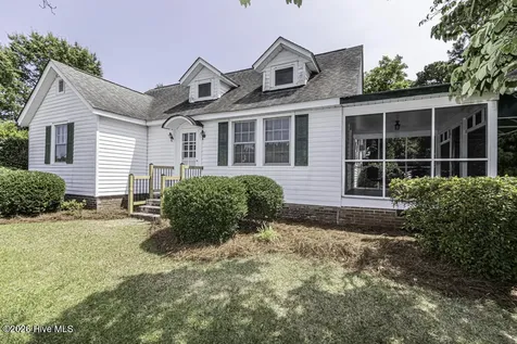 931 Eastern Avenue Nashville NC 27856