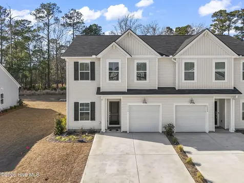 1724 Hunting Harris Court SW Ocean Isle Beach NC 28469