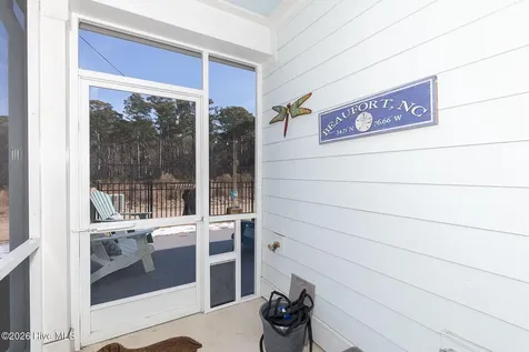163 Freedom Park Road Beaufort NC 28516