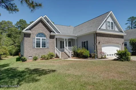 2022 Caracara Drive New Bern NC 28560