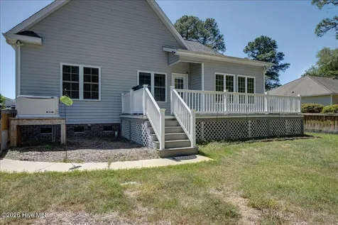 2022 Caracara Drive New Bern NC 28560