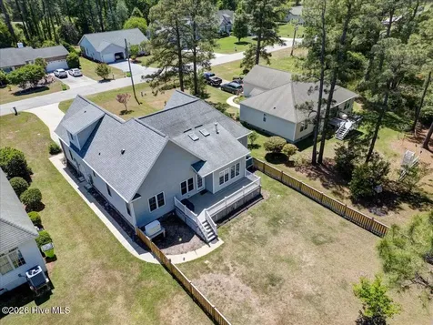 2022 Caracara Drive New Bern NC 28560