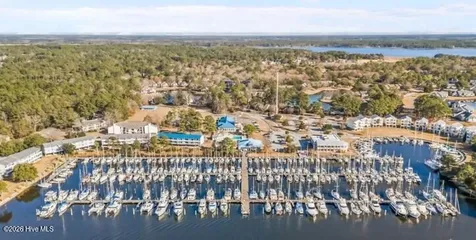 2022 Caracara Drive New Bern NC 28560