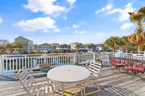 27 Scotland Street Ocean Isle Beach NC 28469
