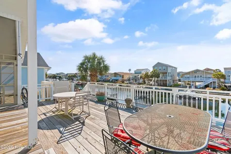 27 Scotland Street Ocean Isle Beach NC 28469