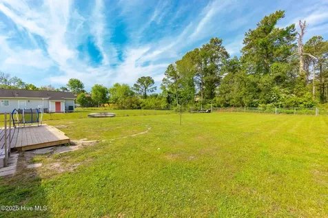 213 Nine Mile Road Newport NC 28570