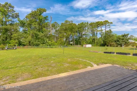 213 Nine Mile Road Newport NC 28570