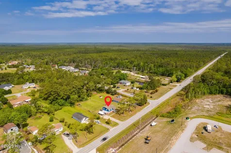 213 Nine Mile Road Newport NC 28570