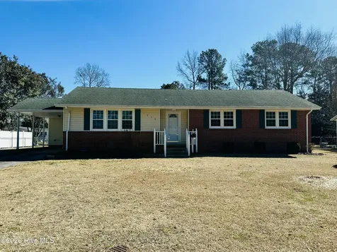 1030 Daniel Drive Jacksonville NC 28540