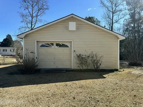 1030 Daniel Drive Jacksonville NC 28540