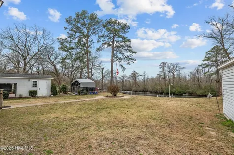 108 Arbor Drive Washington NC 27889