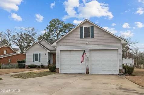 108 Arbor Drive Washington NC 27889