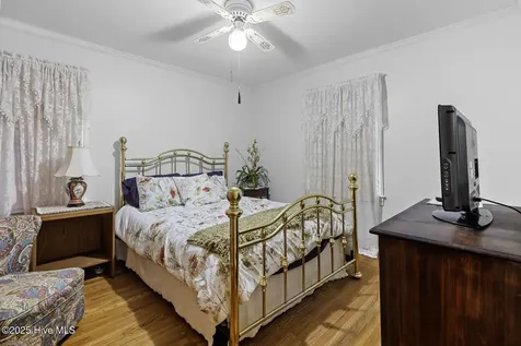 2402 Carey Road Kinston NC 28504