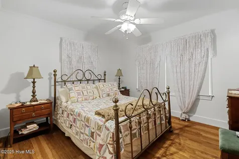 2402 Carey Road Kinston NC 28504