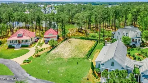 42 Quidley Cove Oriental NC 28571