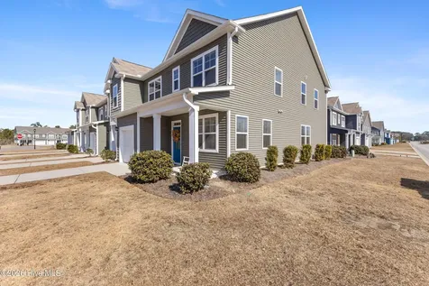 7695 Knightbell Circle Leland NC 28451