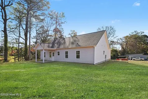 1707 Elizabeth Drive Kinston NC 28504