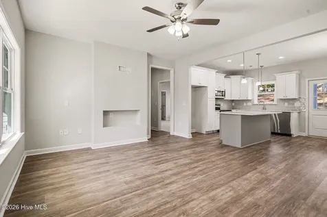 1707 Elizabeth Drive Kinston NC 28504