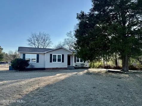 103 Ellenton Avenue Hamlet NC 28345