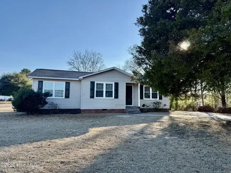103 Ellenton Avenue Hamlet NC 28345