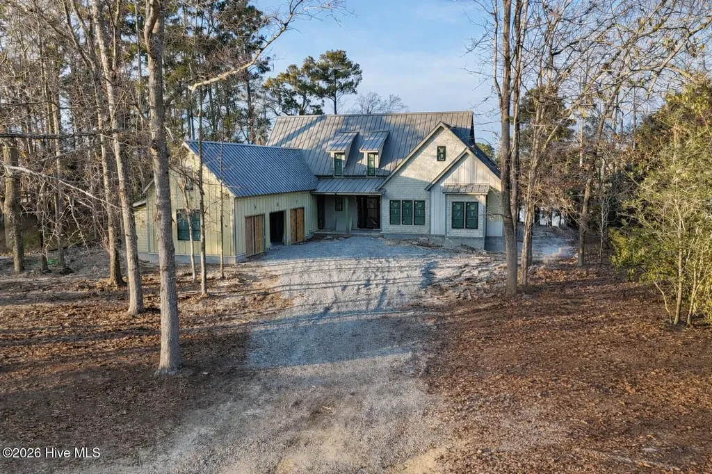 807 John's Orchard Lane Wilmington NC 28411