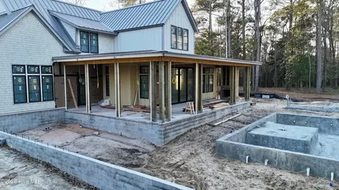 807 John's Orchard Lane Wilmington NC 28411