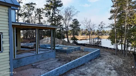 807 John's Orchard Lane Wilmington NC 28411