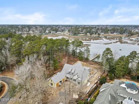 807 John's Orchard Lane Wilmington NC 28411