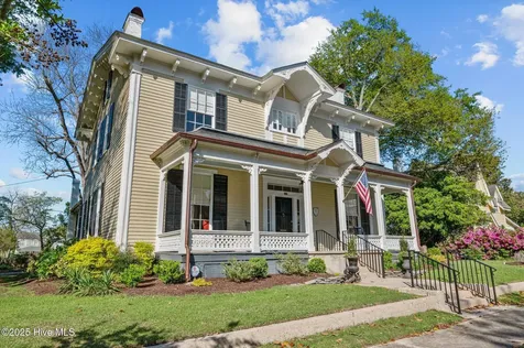 626 W Main Street Washington NC 27889