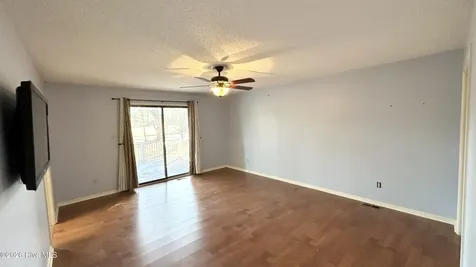 1935 Caracara Drive New Bern NC 28560